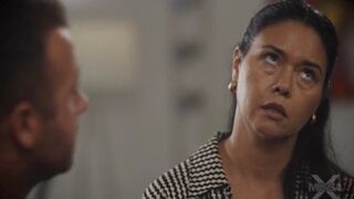 Asian cougar porn Schönheit genießt heiße Lust in intimer Begegnung